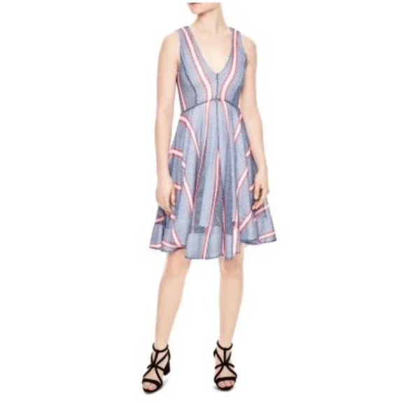 Sandro a-line v-neck striped knee-length dress. Size EU 1. US small - Picture 2 of 10